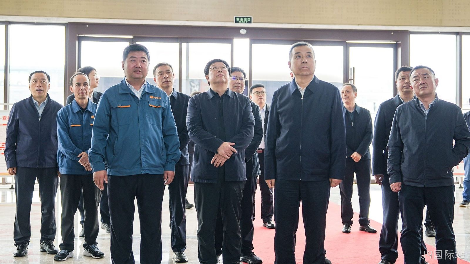 商洛市政协主席王宁岗一行莅临J9国际站考察指导